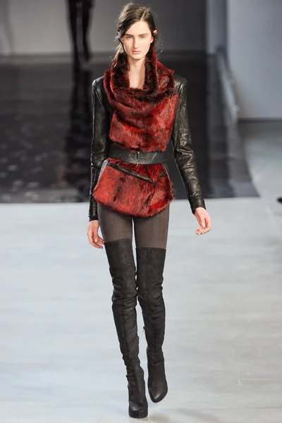 Look 13